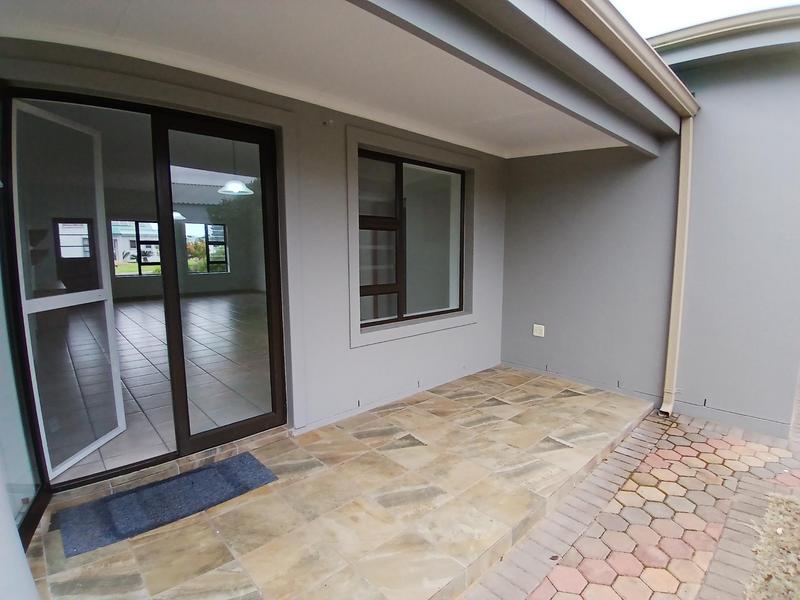 2 Bedroom Property for Sale in Stilbaai Wes Western Cape